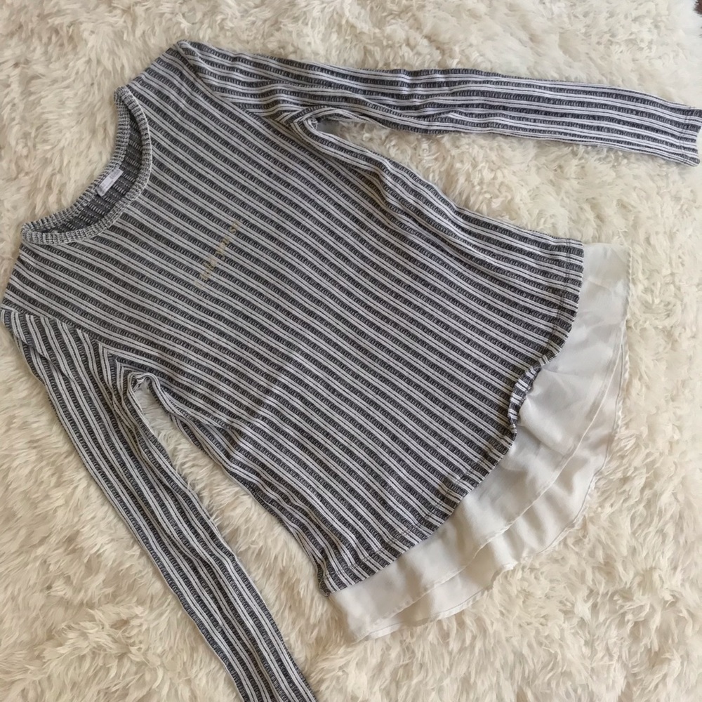 Ribbed long sleeves top